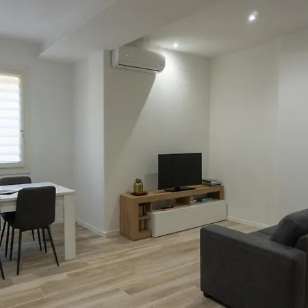 Konukevi Casa Del Portico