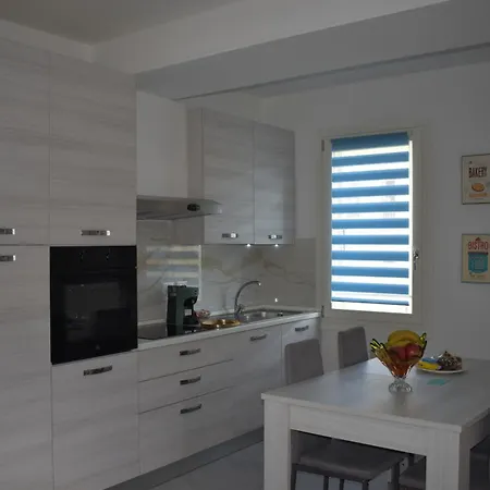 Konukevi Casa Del Portico